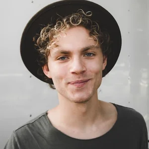 Tai Chi Wuji Senior Instructor